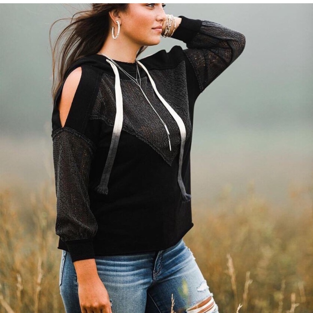 Cold shoulder hoodie by Gimmicks